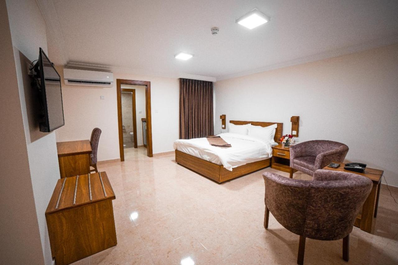 Joar Beach Hotel Aqaba Exterior photo